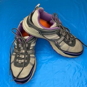 Merrill air cushion shoes 7.5 grey/black/purple